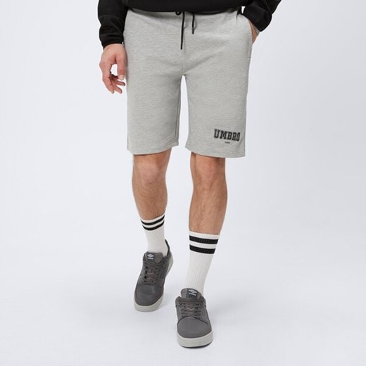 umbro szorty football club ul125szm01001 ze sklepu 50style.pl w kategorii Spodenki męskie - zdjęcie 181907118