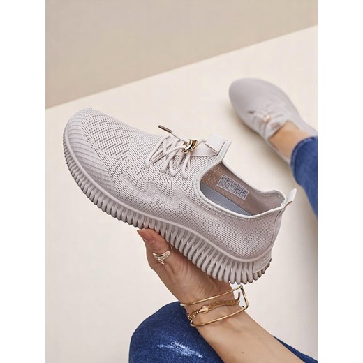 Royalfashion Wsuwane damskie materiałowe buty sportowe Royaletta ze sklepu royalfashion.pl w kategorii Buty sportowe damskie - zdjęcie 181908129