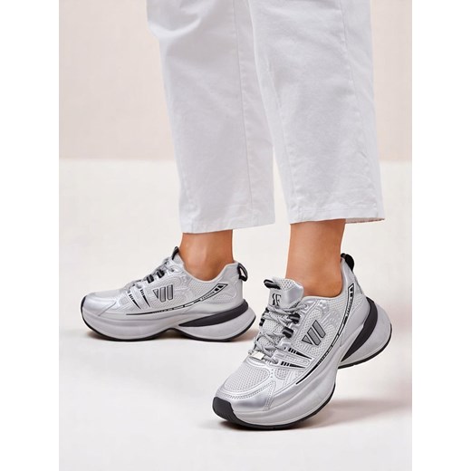 Royalfashion Sportowe sneakersy damskie na grubszej podeszwie Roality ze sklepu royalfashion.pl w kategorii Buty sportowe damskie - zdjęcie 181908368