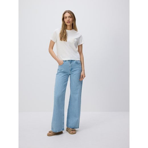 Reserved - T-shirt z szydełkowanymi aplikcjami - złamana biel Reserved M Reserved