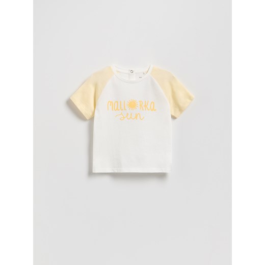 Reserved - T-shirt z nadrukiem - jasnożółty ze sklepu Reserved w kategorii Bluzki dziewczęce - zdjęcie 181914408