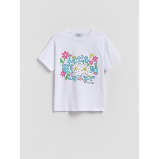Reserved - Luźny t-shirt z nadrukiem - złamana biel ze sklepu Reserved w kategorii Bluzki dziewczęce - zdjęcie 181915577