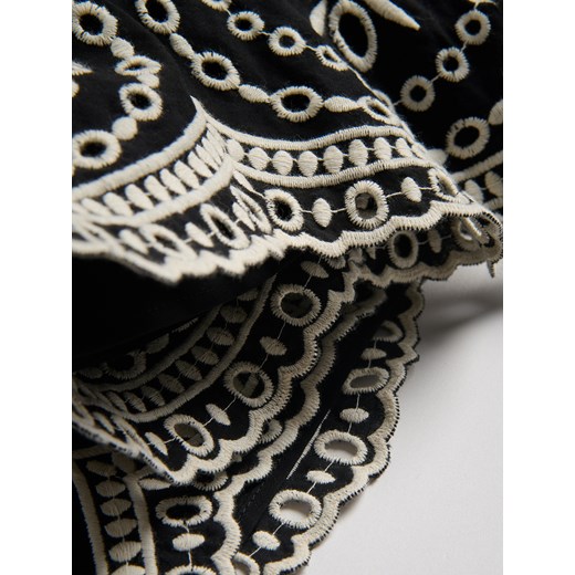 Reserved - Szorty z ażurowym haftem - czarny Reserved L Reserved