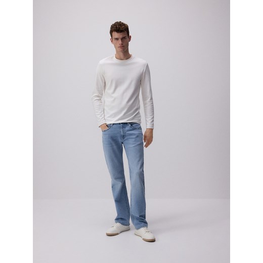 Reserved - Jeansy straight z efektem sprania - niebieski ze sklepu Reserved w kategorii Jeansy męskie - zdjęcie 181919075
