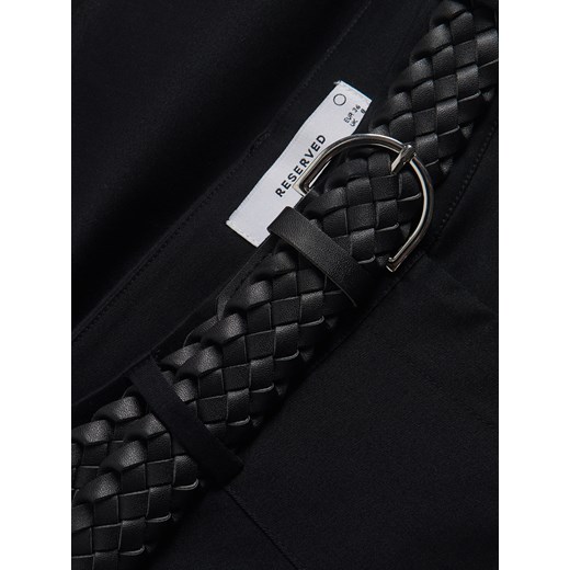 Reserved - Bermudy z paskiem - czarny Reserved 34 Reserved