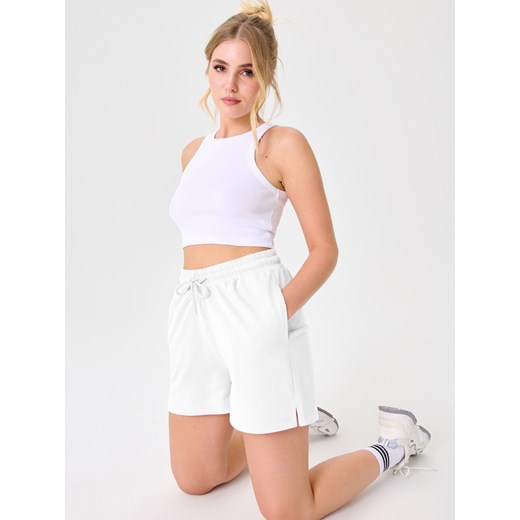Sinsay - Szorty dresowe - kremowy Sinsay XS Sinsay