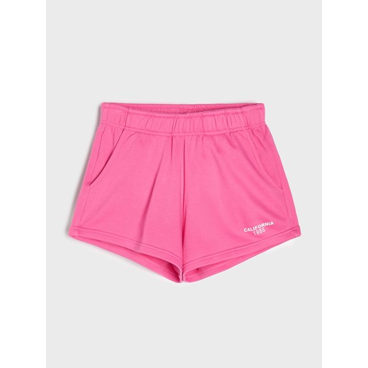Sinsay - Dresowe szorty z napisem - różowy Sinsay S Sinsay