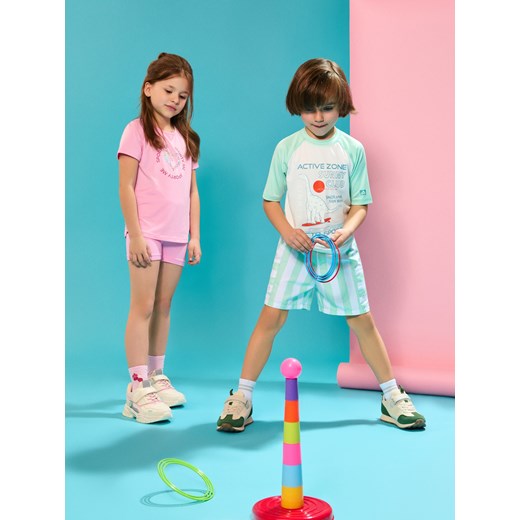 Sinsay - Szorty z tkaniny szybkoschnącej Active - zielony Sinsay 116 (5-6 l) Sinsay