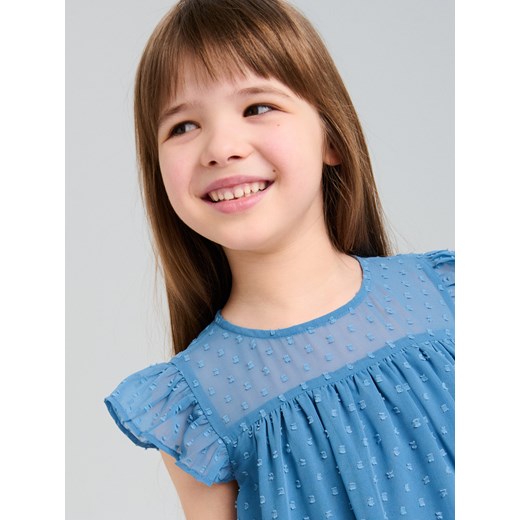 Sinsay - Sukienka z drobną strukturą w postaci wypukłych kropeczek - niebieski Sinsay 104 (3-4 l) Sinsay