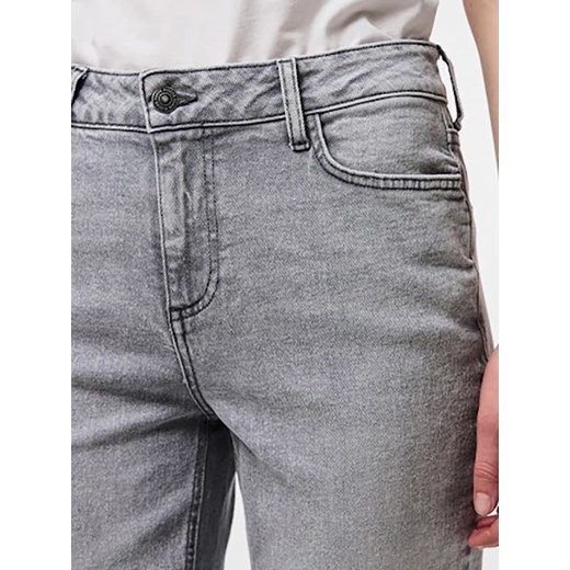 Jeansy damskie Pieces wiosenne 