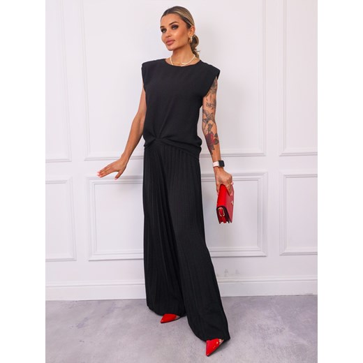 KOMPLET BLUZKA+ SZEROKIE PLISOWANE SPODNIE- CZARNY ze sklepu olika.com.pl w kategorii Komplety i garnitury damskie - zdjęcie 181952945