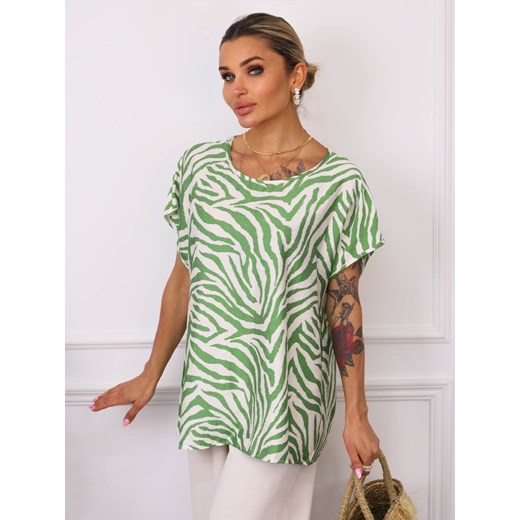 T-SHIRT OVERSIZE W ZEBRĘ Z OZDOBNYMI CYRKONIAMI- ZIELONY ze sklepu olika.com.pl w kategorii Bluzki damskie - zdjęcie 181953075