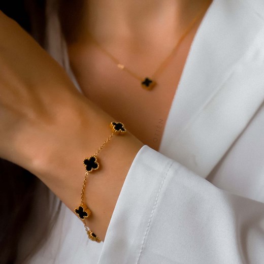 Bransoletka złota elegancka czarna mini koniczynka stal chirurgiczna ze sklepu otien.com w kategorii Bransoletki - zdjęcie 181953239