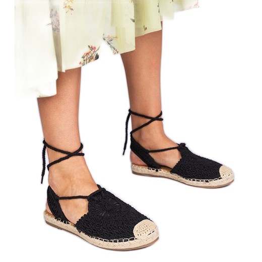 Czarne sandały espadryle na płaskim obcasie ze sklepu ButyModne.pl w kategorii Espadryle damskie - zdjęcie 181955175