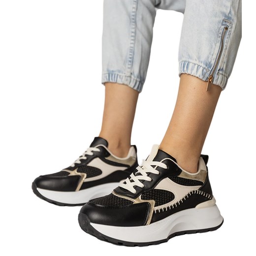 Czarne sneakersy sportowe z plecioną wstawką ze sklepu ButyModne.pl w kategorii Buty sportowe damskie - zdjęcie 181955586