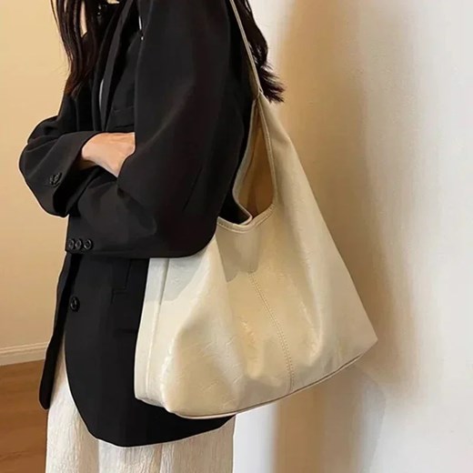 Skórzana torebka na ramię - Biały ze sklepu Intimica.pl w kategorii Torby Shopper bag - zdjęcie 181960265