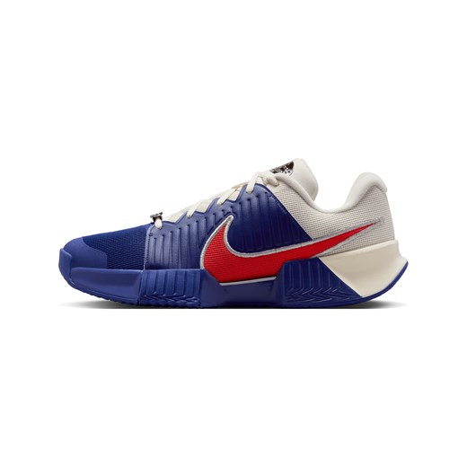 Męskie buty do tenisa na korty ziemne Nike GP Challenge Pro Premium - Fiolet ze sklepu Nike poland w kategorii Buty sportowe męskie - zdjęcie 181960455