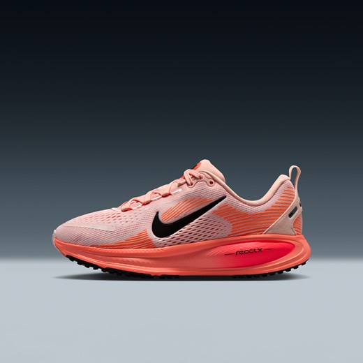 Buty do biegania po asfalcie dla dużych dzieci Nike Vomero 18 - Różowy Nike 35.5 Nike poland
