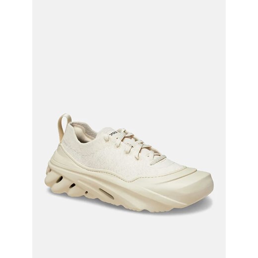 Crocs Sneakersy &quot;Echo Surge&quot; w kolorze kremowo-beżowym ze sklepu Limango Polska w kategorii Buty sportowe damskie - zdjęcie 181970975