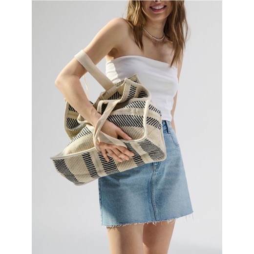 Sinsay - Torebka tote w paski - wielobarwny ze sklepu Sinsay w kategorii Torby Shopper bag - zdjęcie 181975826