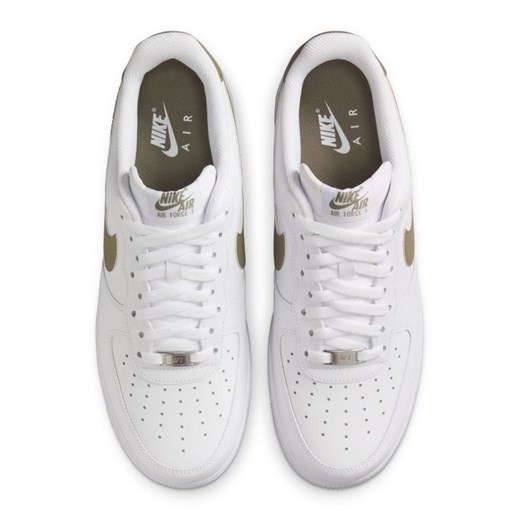 Białe buty sportowe męskie Nike air force na wiosnę