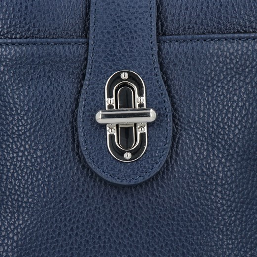 Listonoszka Other na ramię średniej wielkości matowa 