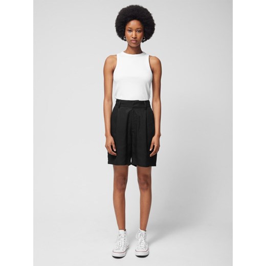 Damskie spodenki casual Outhorn OTHWSS24TSHOF396 - czarne ze sklepu Sportstylestory.com w kategorii Szorty - zdjęcie 181999459