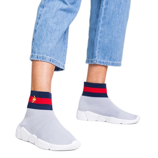 Szare sportowe sneakersy ze skarpetkową cholewką ze sklepu ButyModne.pl w kategorii Buty sportowe damskie - zdjęcie 182004347