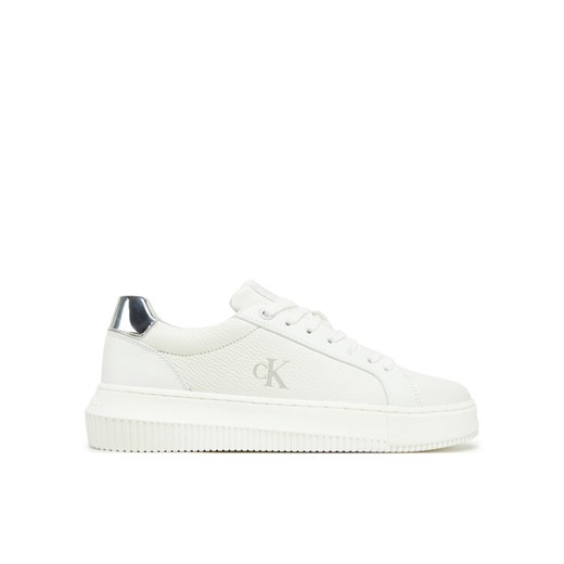 Sneakersy Calvin Klein Jeans Chunky Cupsole Low Mg YW0YW01769 Biały ze sklepu eobuwie.pl w kategorii Buty sportowe damskie - zdjęcie 182026645
