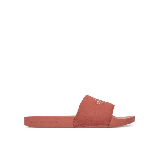 Klapki Calvin Klein Jeans Slide Monogram Cv YM0YM01271 Koralowy ze sklepu eobuwie.pl w kategorii Klapki męskie - zdjęcie 182029016