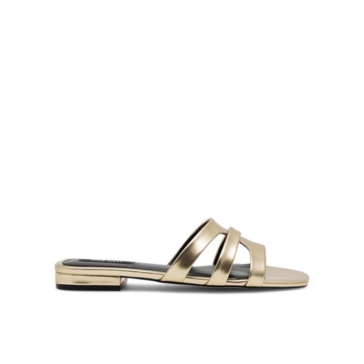 Klapki Nine West 123AL1207-1 Złoty ze sklepu eobuwie.pl w kategorii Klapki damskie - zdjęcie 182030739