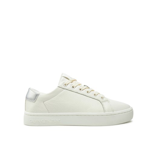 Sneakersy Calvin Klein Jeans Classic Cupsole Low Ohb YW0YW01799 Biały ze sklepu eobuwie.pl w kategorii Buty sportowe damskie - zdjęcie 182031109
