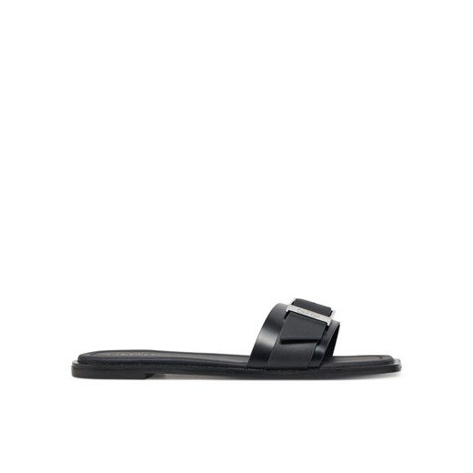 Klapki Calvin Klein Flat Slide W/Buckle - Lth HW0HW02490 Czarny Calvin Klein 36 eobuwie.pl