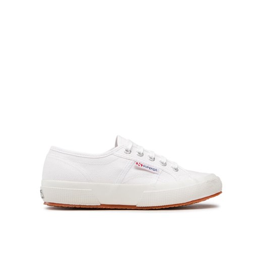 Tenisówki Superga 2750 Cotu Classic S000010 Biały ze sklepu eobuwie.pl w kategorii Trampki damskie - zdjęcie 182043839