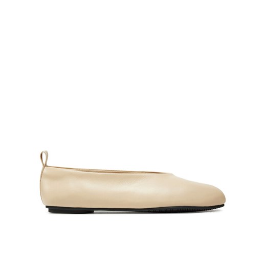 Baleriny Calvin Klein Jeans Ballerina Leather YW0YW01803 Beżowy ze sklepu eobuwie.pl w kategorii Balerinki - zdjęcie 182047188