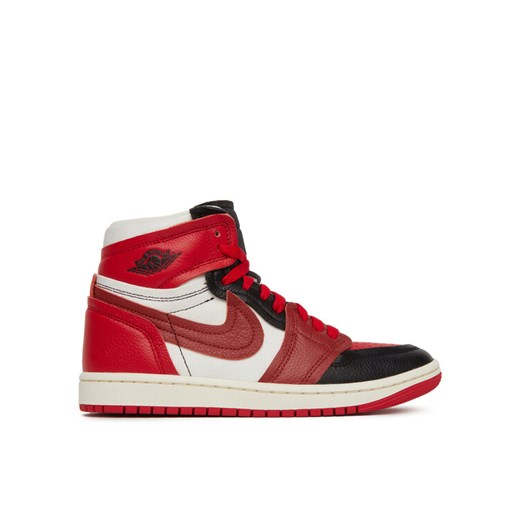 Sneakersy Nike Air Jordan 1 Mm High FB9891 600 Czerwony ze sklepu eobuwie.pl w kategorii Buty sportowe damskie - zdjęcie 182056168