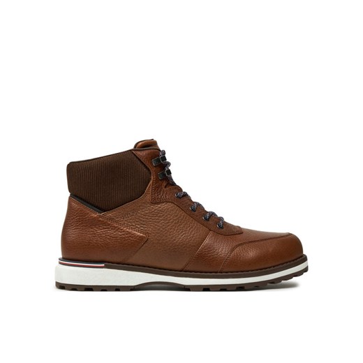 Trzewiki Tommy Hilfiger Corporate Warm Outdoor Lth Boot FM0FM05148 Brązowy ze sklepu eobuwie.pl w kategorii Buty zimowe męskie - zdjęcie 182063249