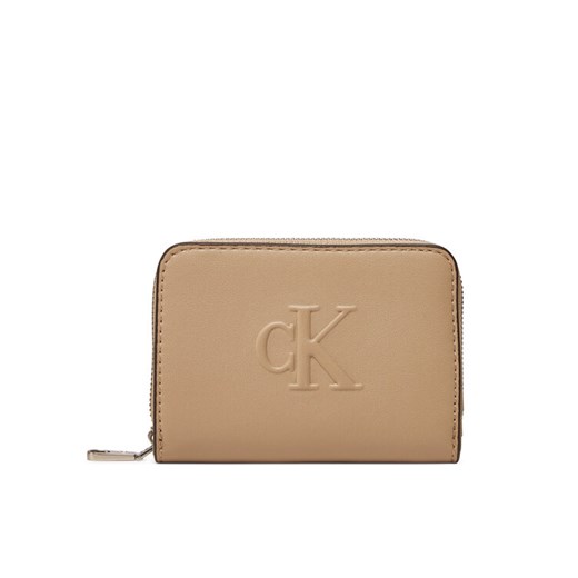 Mały Portfel Damski Calvin Klein Jeans Sculpted Med Zip Around Wallet LV04K1004G Beżowy ze sklepu eobuwie.pl w kategorii Portfele damskie - zdjęcie 182070066