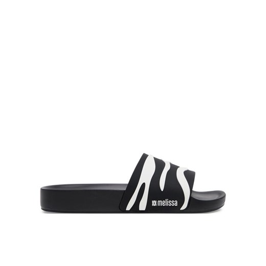 Klapki Melissa Melissa Chill Slide Ii Ad 36097 Czarny ze sklepu eobuwie.pl w kategorii Klapki damskie - zdjęcie 182073749