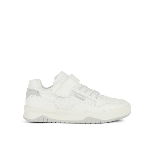Sneakersy Geox J Perth Boy J367RE 0FEFU C1236 D Biały ze sklepu eobuwie.pl w kategorii Buty sportowe dziecięce - zdjęcie 182074149