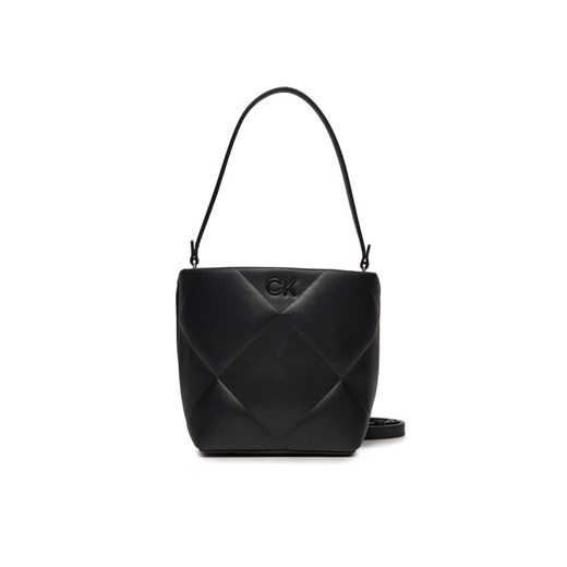 Torebka Calvin Klein Quilt K60K611666 Czarny ze sklepu eobuwie.pl w kategorii Torebki worki - zdjęcie 182075898