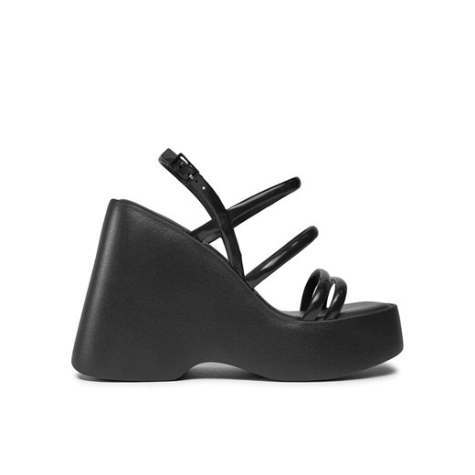 Sandały Melissa Melissa Jessie Platform Ad 33994 Czarny ze sklepu eobuwie.pl w kategorii Sandały damskie - zdjęcie 182078169