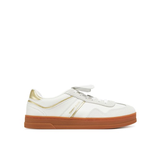 Sneakersy Tommy Jeans The Greenwich Flap EN0EN02715 Biały ze sklepu eobuwie.pl w kategorii Buty sportowe damskie - zdjęcie 182079778