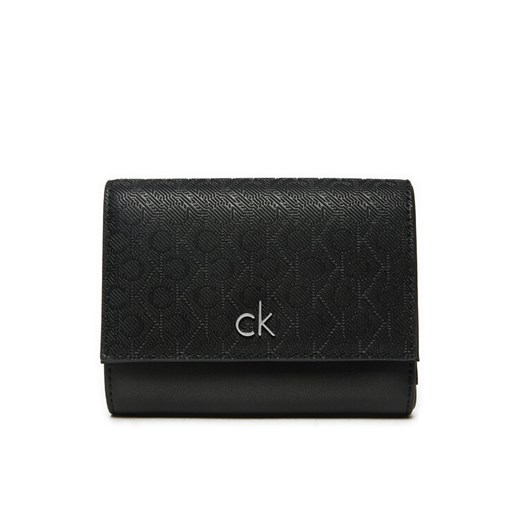 Mały Portfel Damski Calvin Klein Ck Daily Medium Trifold_Mono K60K612841 Czarny ze sklepu eobuwie.pl w kategorii Portfele damskie - zdjęcie 182086656
