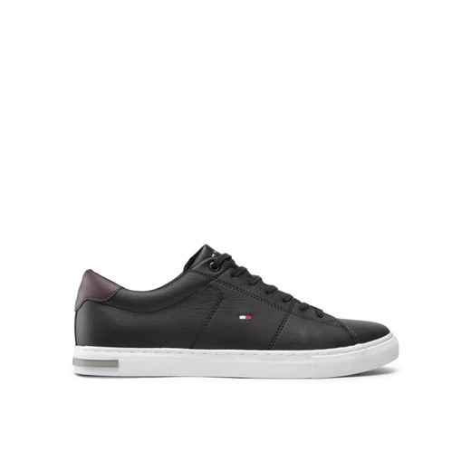 Sneakersy Tommy Hilfiger Essential Leather Detail Vulc FM0FM04047 Czarny ze sklepu eobuwie.pl w kategorii Trampki męskie - zdjęcie 182092537