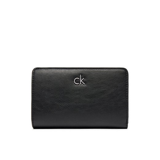 Duży Portfel Damski Calvin Klein Ck Daily Medium Bifold_Pbl K60K613075 Czarny ze sklepu eobuwie.pl w kategorii Portfele damskie - zdjęcie 182099189