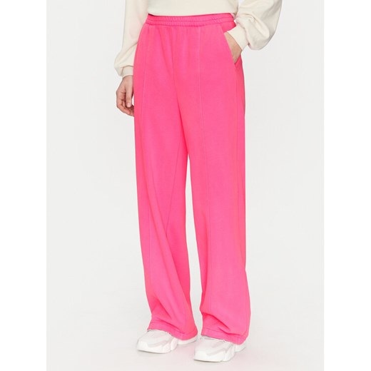 Gap Spodnie dresowe 729444-12 Różowy Wide Leg ze sklepu MODIVO w kategorii Spodnie damskie - zdjęcie 182594156