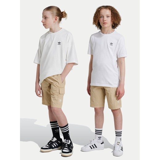 adidas Szorty sportowe IX7598 Beżowy Regular Fit ze sklepu MODIVO w kategorii Spodenki dziewczęce - zdjęcie 182594495