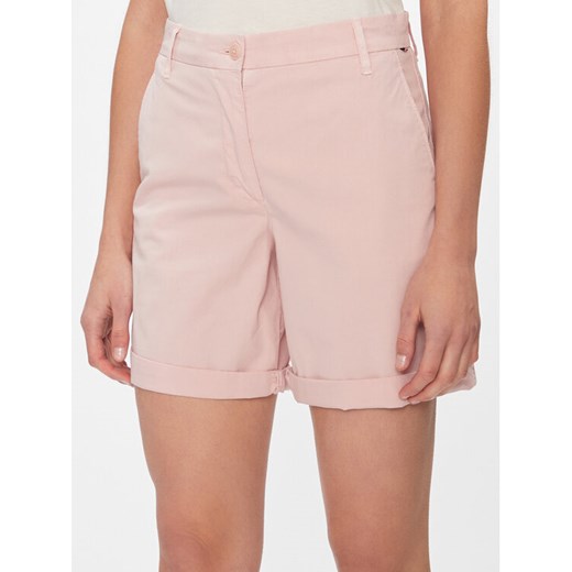 Tommy Hilfiger Szorty materiałowe WW0WW42457 Różowy Regular Fit ze sklepu MODIVO w kategorii Szorty - zdjęcie 182595196