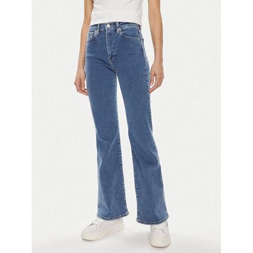 Tommy Jeans Jeansy Sylvia DW0DW17631 Niebieski Flare Fit ze sklepu MODIVO w kategorii Jeansy damskie - zdjęcie 182595428